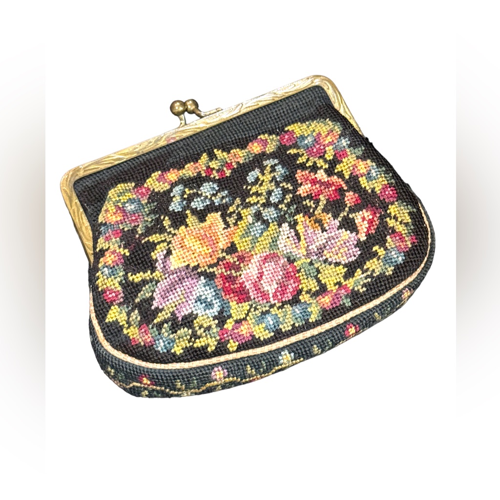 Lovely Little Antique Hand Made Petite Point Flowers Change Purse